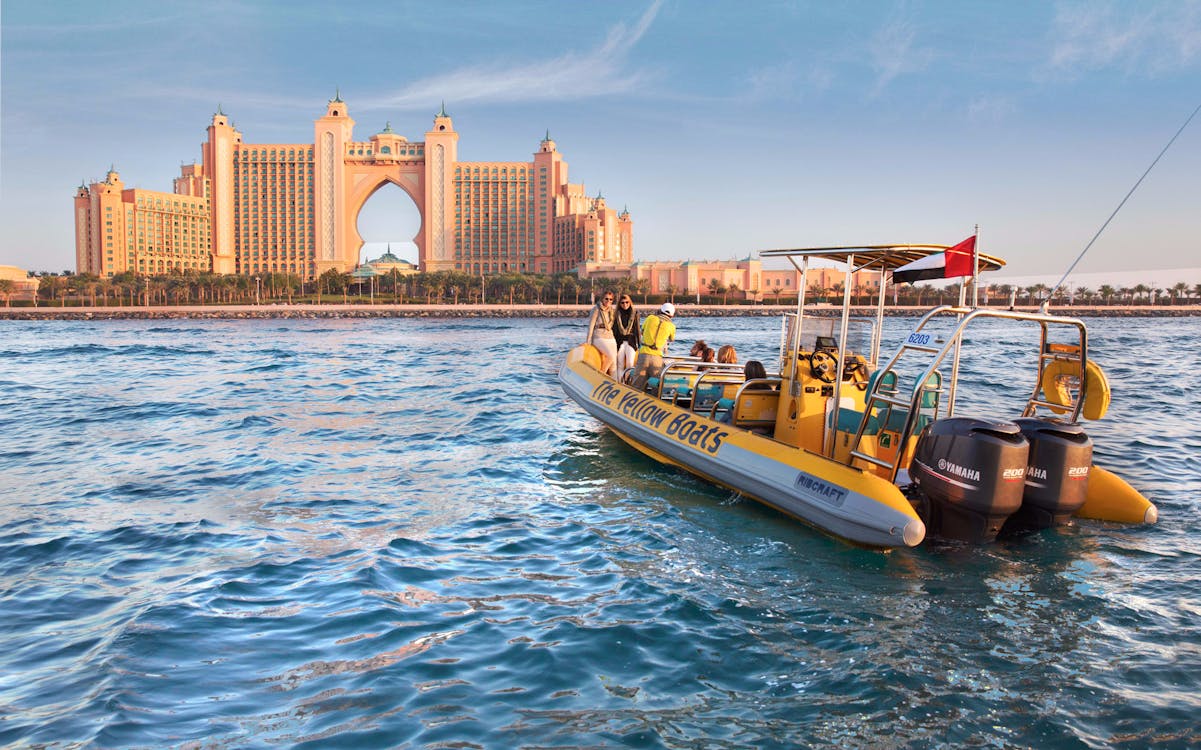 yellow boat dubai