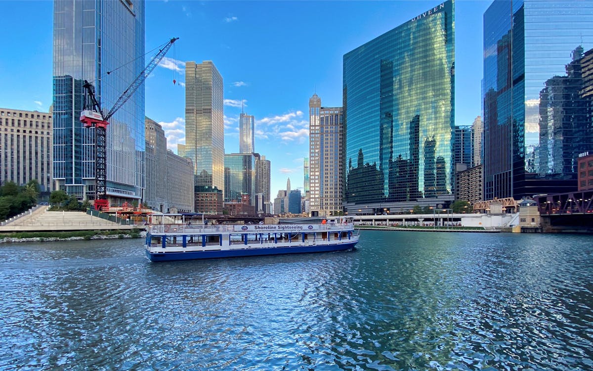 chicago river architecture cruise from michigan avenue-1 chicago river architecture cruise from michigan avenue-1