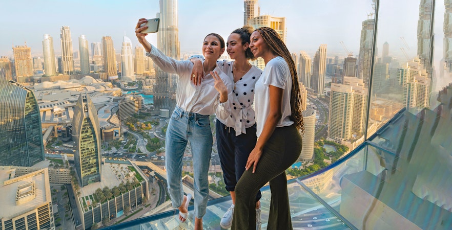 Book Dubai Sky Views Tickets