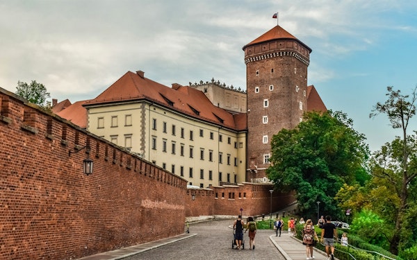 Wawel Hill: Surroundings Tour with Audio Guide