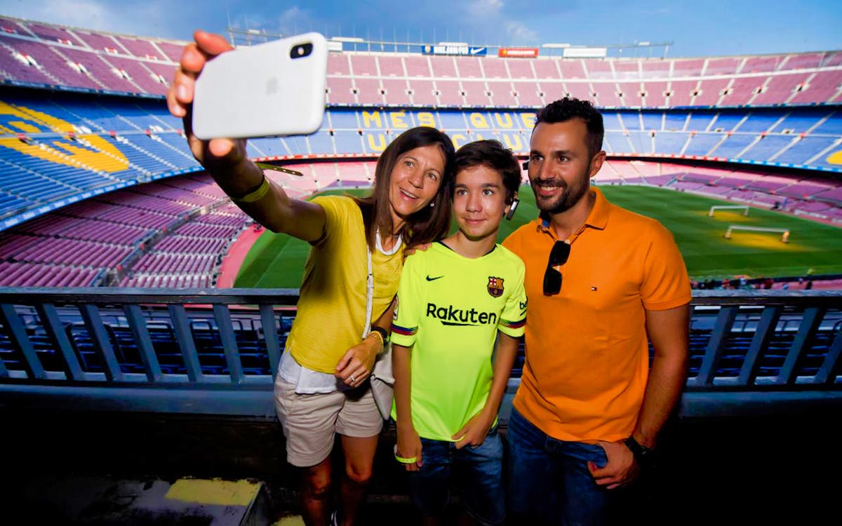 rondo del barça : catalan residents -1 rondo del barça : catalan residents -1