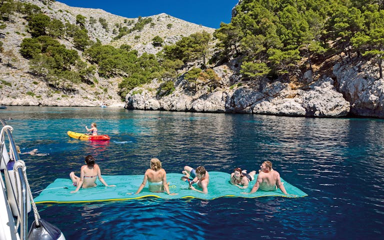 catamaran tour alcudia