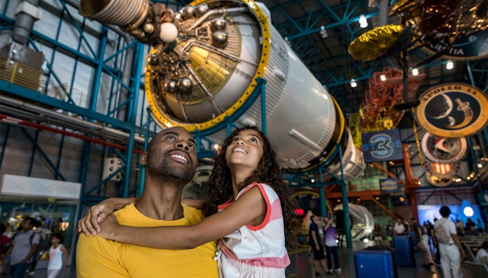 kennedy space center tours