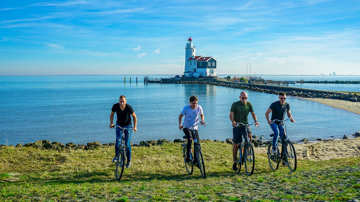 Volendam Bike Rental