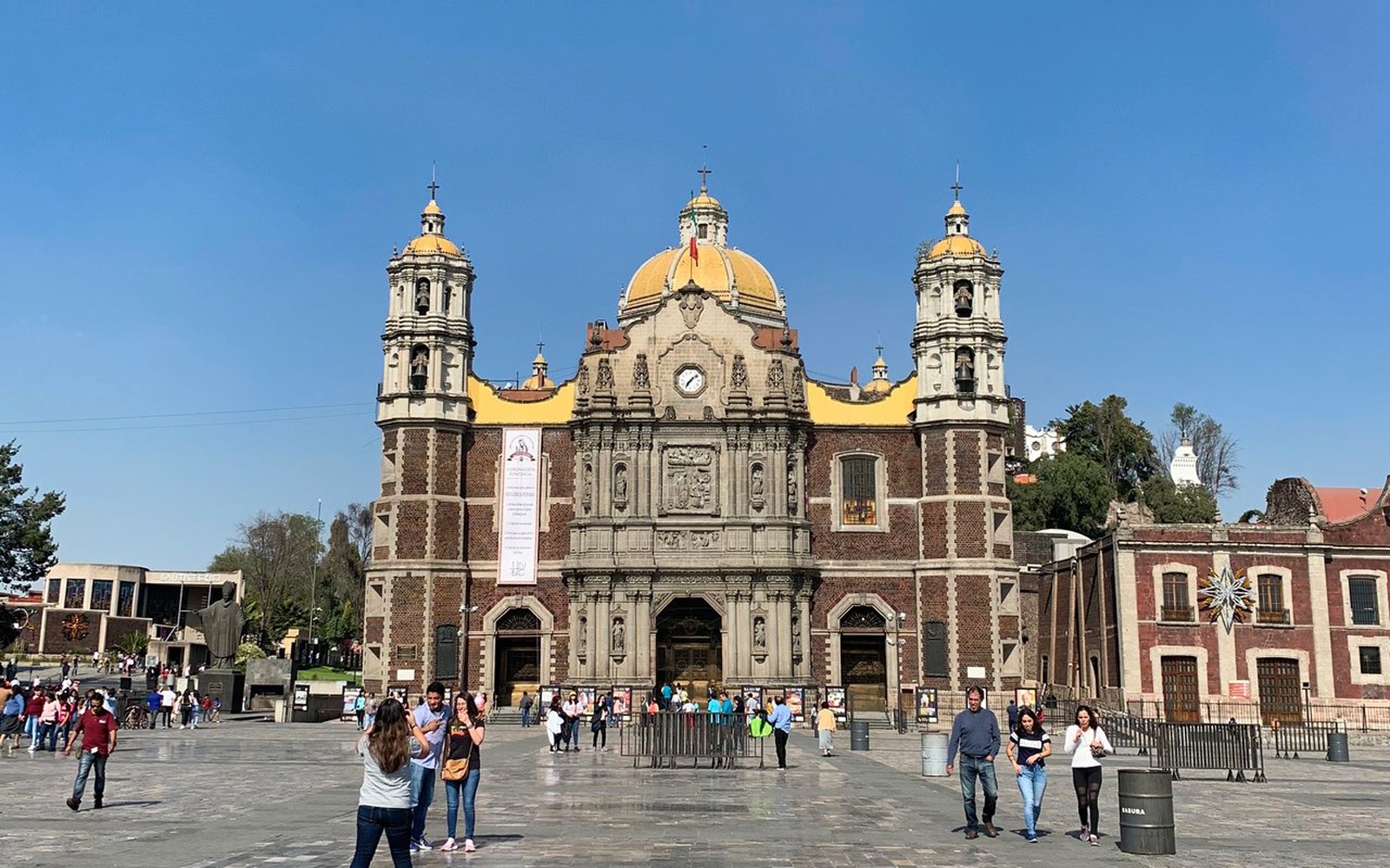Teotihuacan and Guadalupe Shrine tour, featuring the Basilica of Our Lady of Guadalupe in Mexico City.