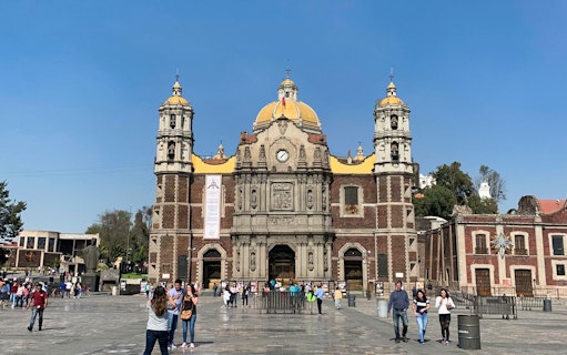 Teotihuacan and Guadalupe Shrine tour, featuring the Basilica of Our Lady of Guadalupe in Mexico City.