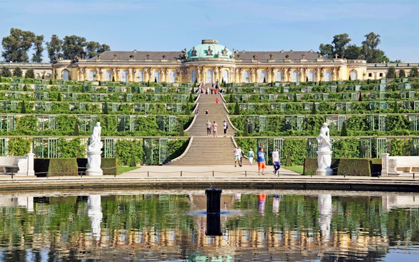4-Hour Guided Walking Tour to Potsdam from Berlin