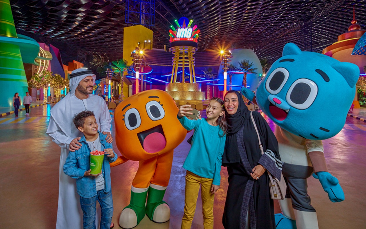 Combo: IMG Worlds of Adventure + Burj Khalifa in cima — 2