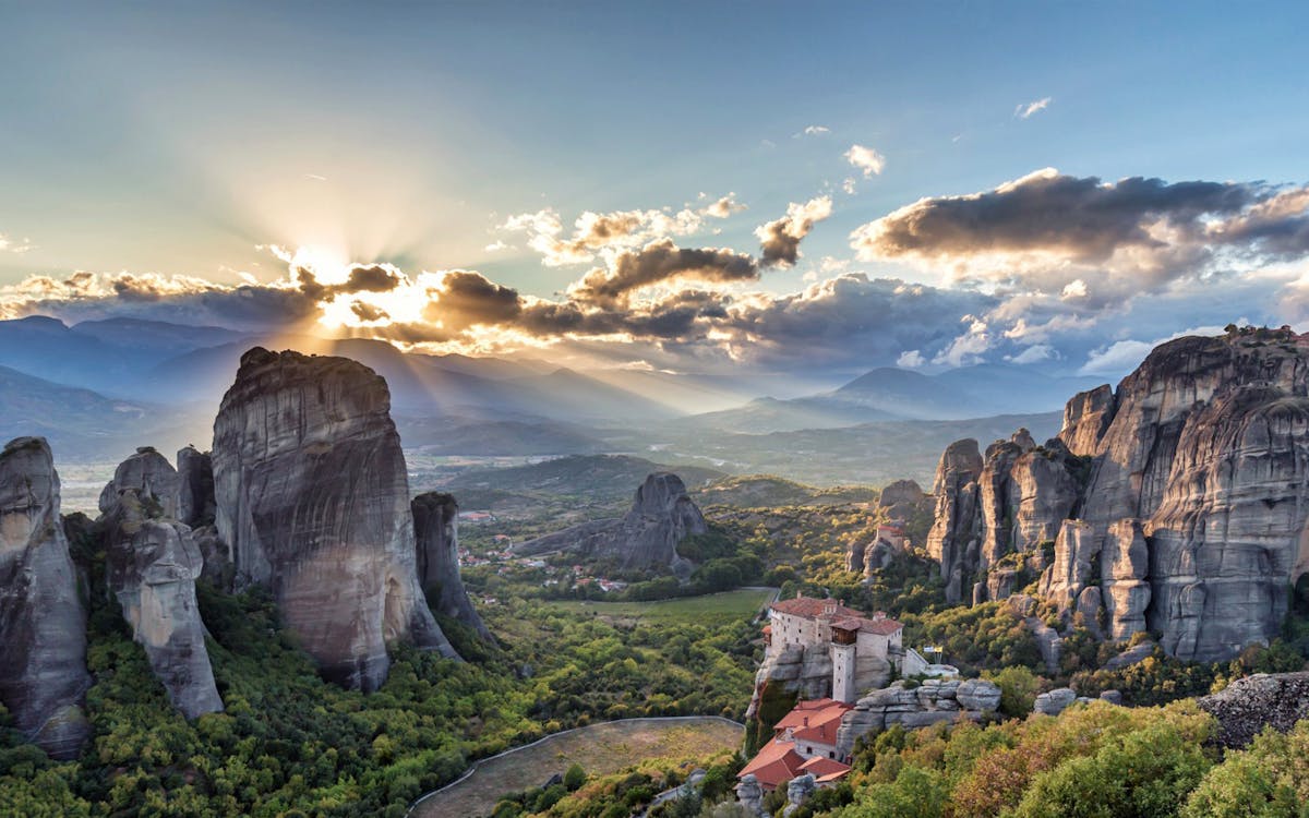 meteora express by train-0 meteora express by train-0
