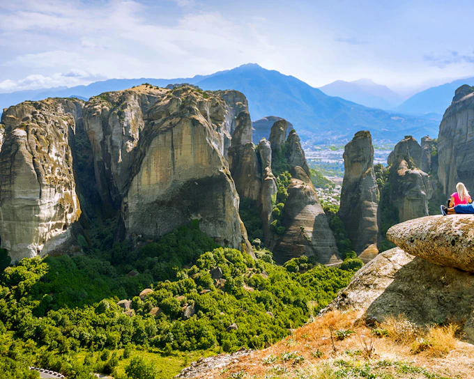 From Athens: Meteora Full Day Trip with Greek Lunch