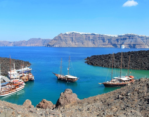 Santorini Volcanic Islands Boat Tours