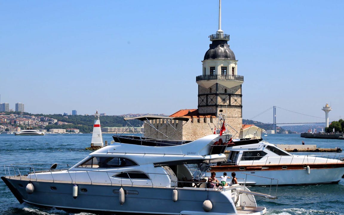 istanbul: maiden tower ferry line-10 istanbul: maiden tower ferry line-10