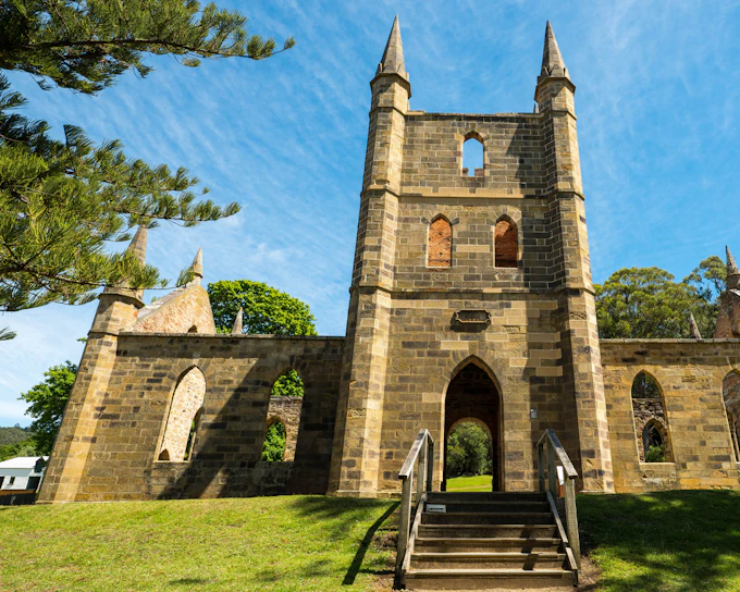 Hobart to Port Arthur Bus Service with Port Arthur Historic Site