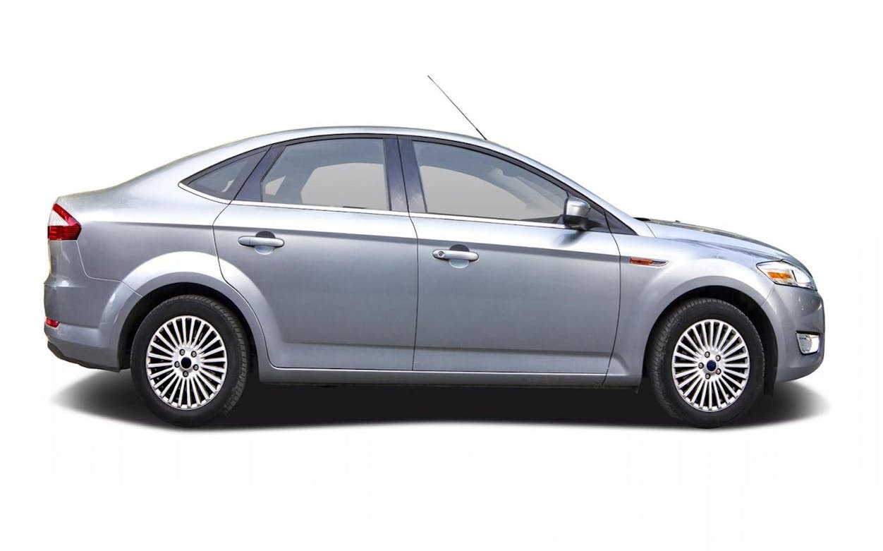 Car for Bucharest OTP Airport transfer, up to 3 passengers.