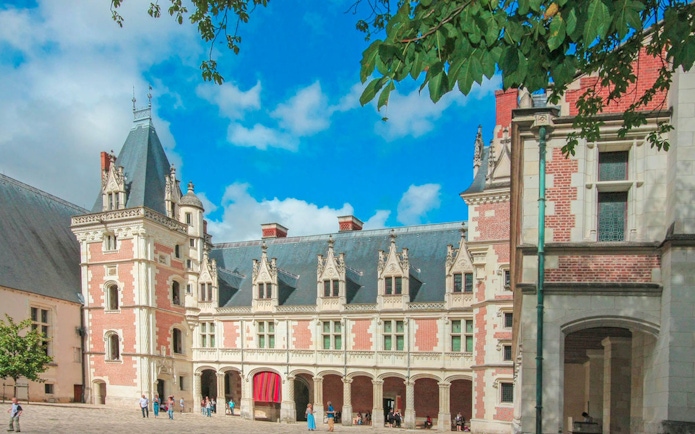 Château de Blois courtyard with Renaissance architecture, Chaumont sur Loire tour.