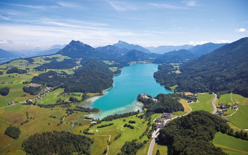 Aerial view of Lake Wolfgang and surrounding mountains on the Sound of Music tour in Salzburg.