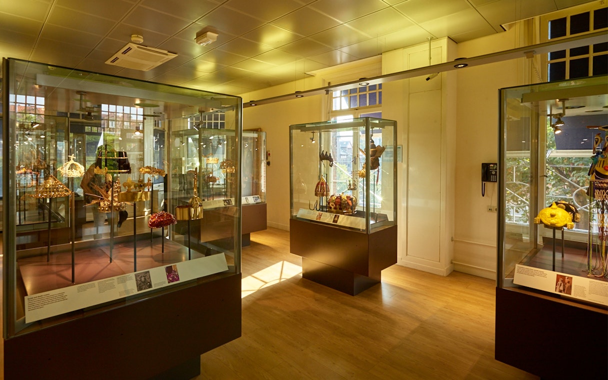 Exhibit of diamond artifacts in the Diamond Museum Amsterdam.