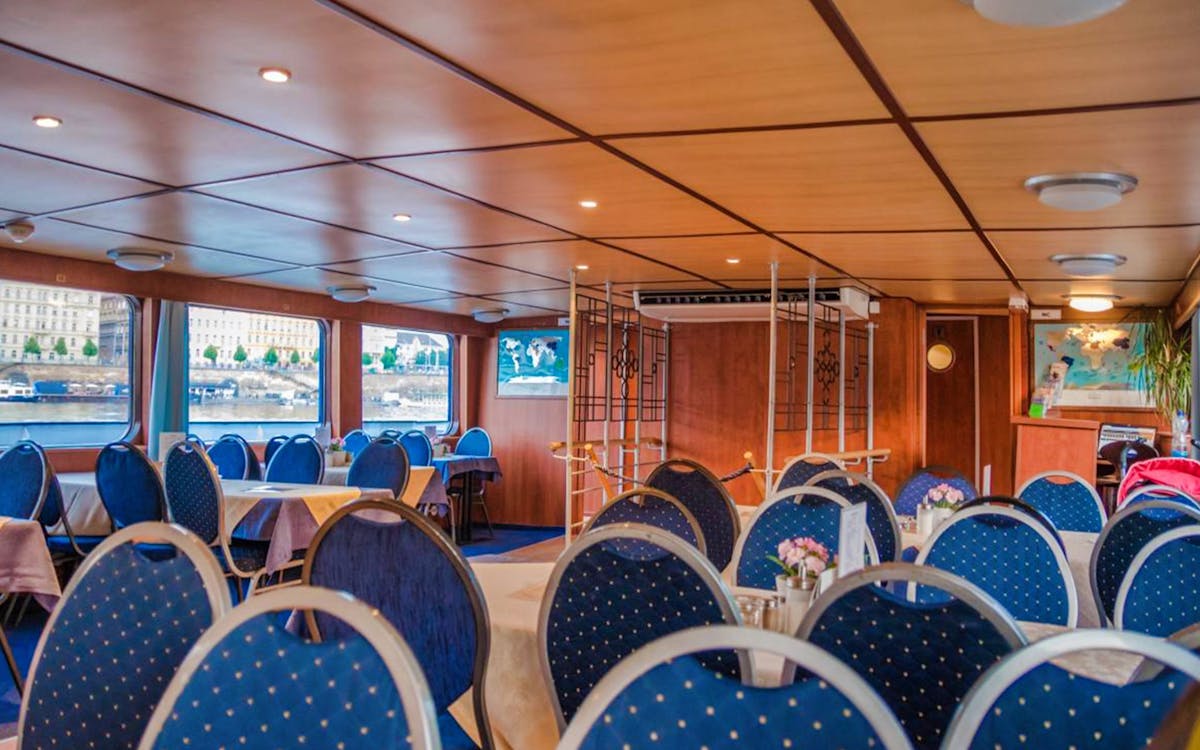 combo: astronomical clock + 1 hour panoramic cruise tickets-13 combo: astronomical clock + 1 hour panoramic cruise tickets-13