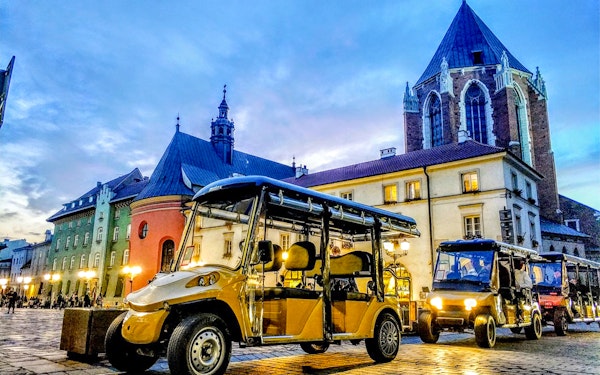 Krakow: Kazimierz Quarter and Former Jewish Ghetto Sightseeing by Golf Cart: Guided Tour