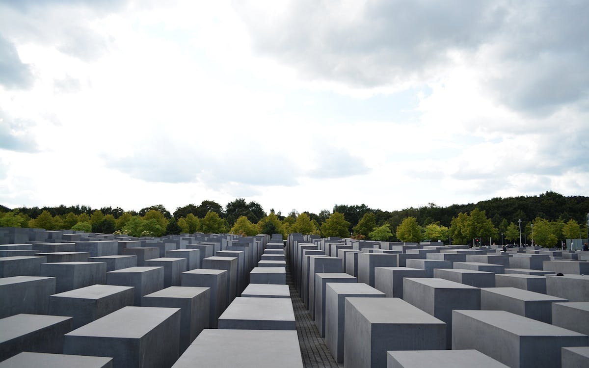 holocaust memorial self guided audio tour-3 holocaust memorial self guided audio tour-3