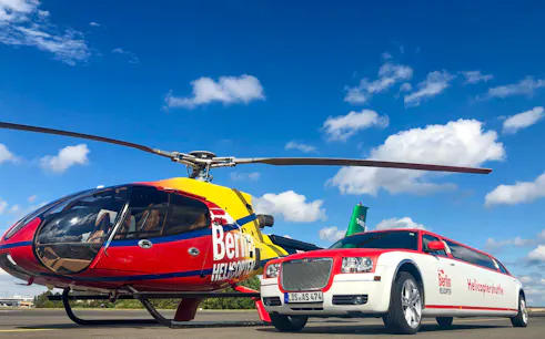 Helicopter and limousine for Berlin Skyline Rundflug tour on a sunny day.