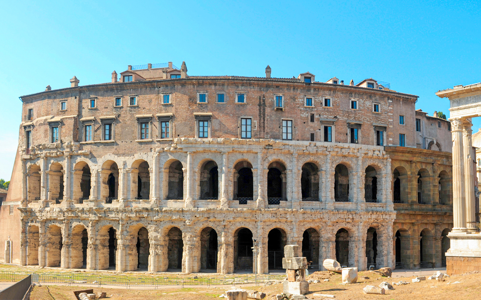 Walking Tour Of Rome S Jewish Ghetto Headout   2206dbe9 6d87 4fd6 A306 683734af53f7 Theatre Of Marcellus 1980 