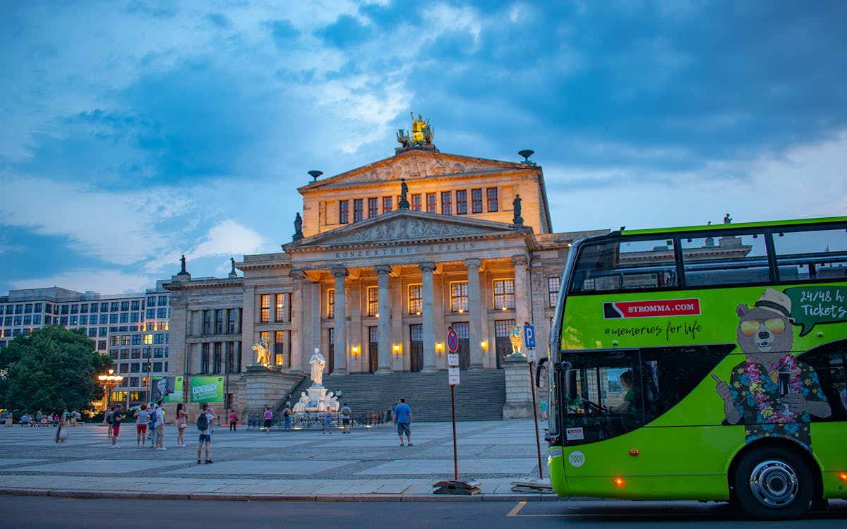 evening tour by bus in berlin-1 evening tour by bus in berlin-1