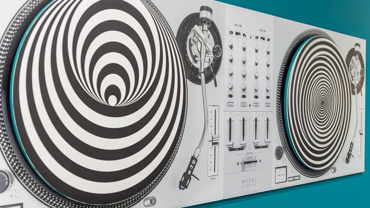 Museum of Illusions Thessaloniki Timings