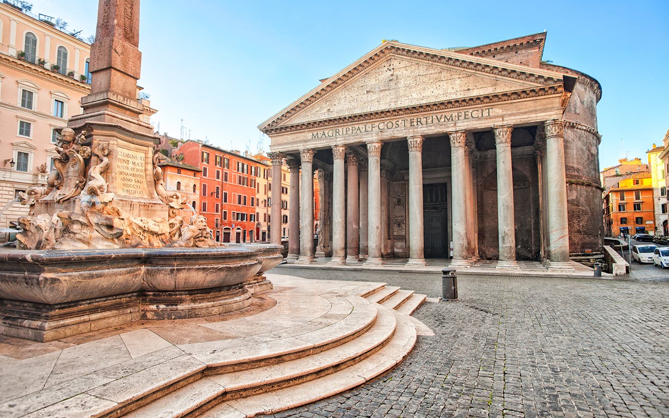 Pantheon and fountain in central Rome during a bike tour.