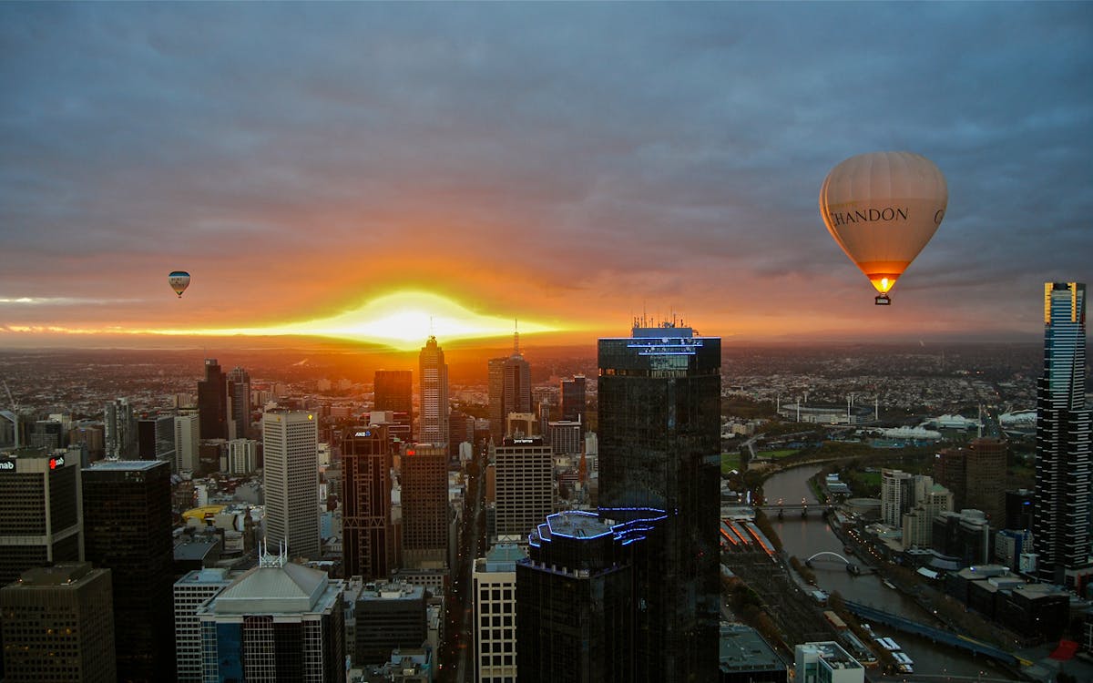 sunrise balloon flight over melbourne-7 sunrise balloon flight over melbourne-7