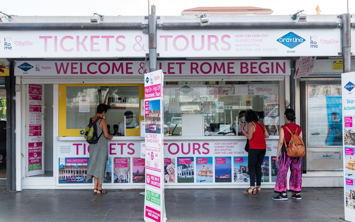 combo: rome's ghosts & mysteries tour + 24-hr hop-on hop-off tour of rome-6 combo: rome's ghosts & mysteries tour + 24-hr hop-on hop-off tour of rome-6