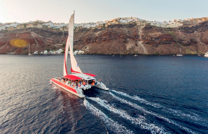 Santorini Red Cruise with BBQ Meal