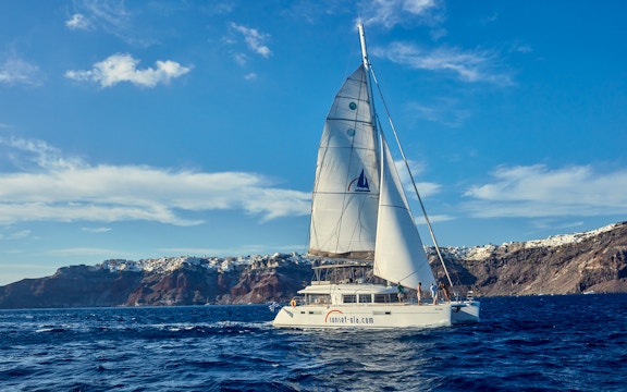 Santorini Boat Tours