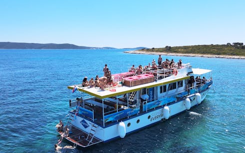 Split: 3 Islands Tour – Starring: Blue Lagoon, Duga Bay & Trogir