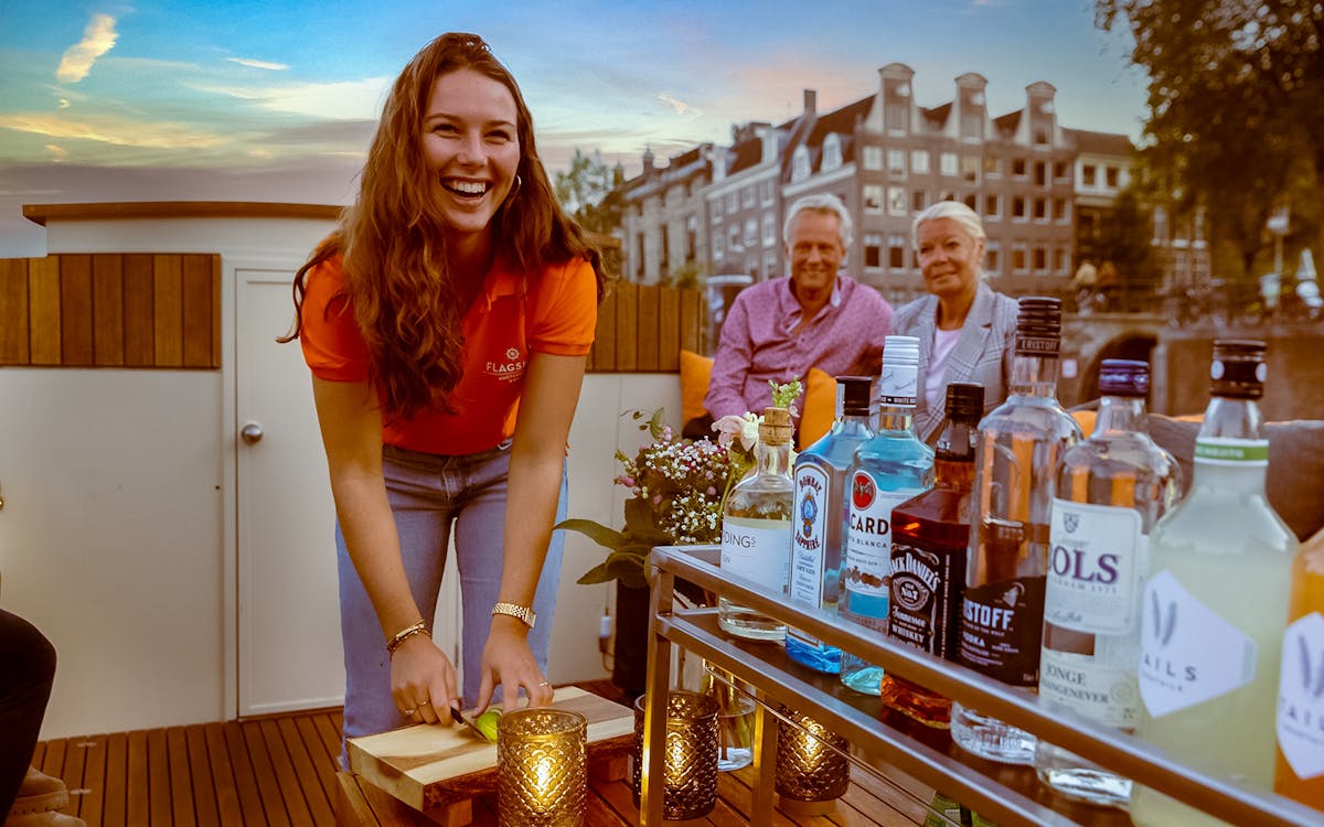 1-hour evening luxury salon boat cruise in amsterdam-3 1-hour evening luxury salon boat cruise in amsterdam-3