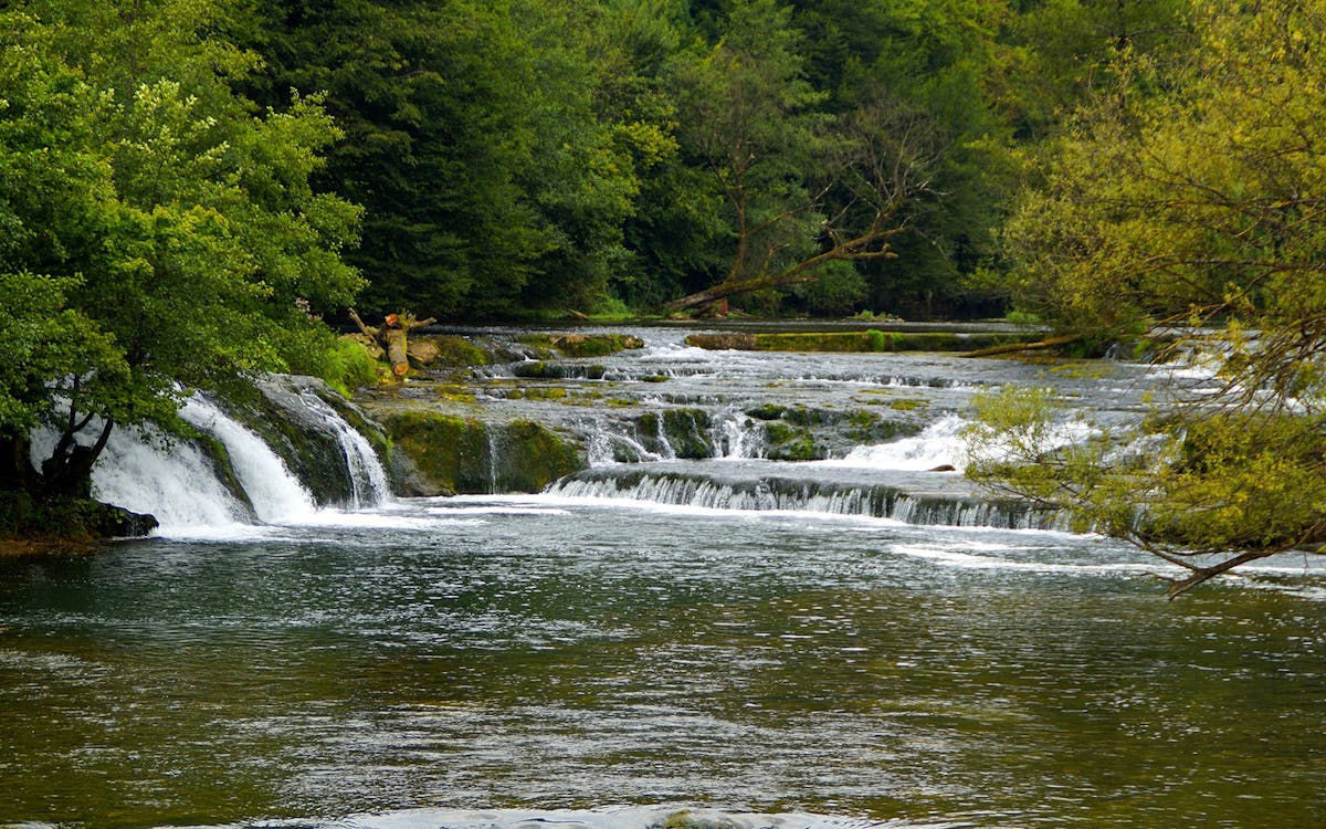 krka waterfalls tour & wine tasting from split-4 krka waterfalls tour & wine tasting from split-4