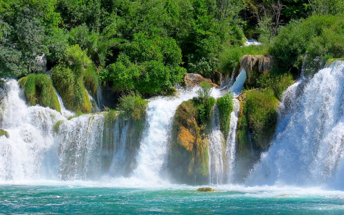 krka waterfalls tour & wine tasting from split-7 krka waterfalls tour & wine tasting from split-7