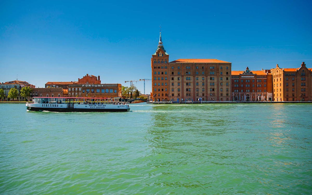 venetiana: 24/48-hour hop-on hop-off boat tour of venice-12 venetiana: 24/48-hour hop-on hop-off boat tour of venice-12