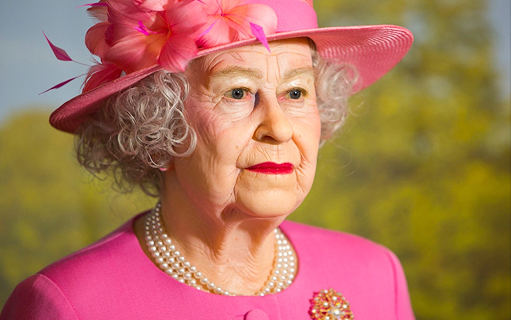 Wax figure in pink attire at Panoptikum, Hamburg River Cruise tour.