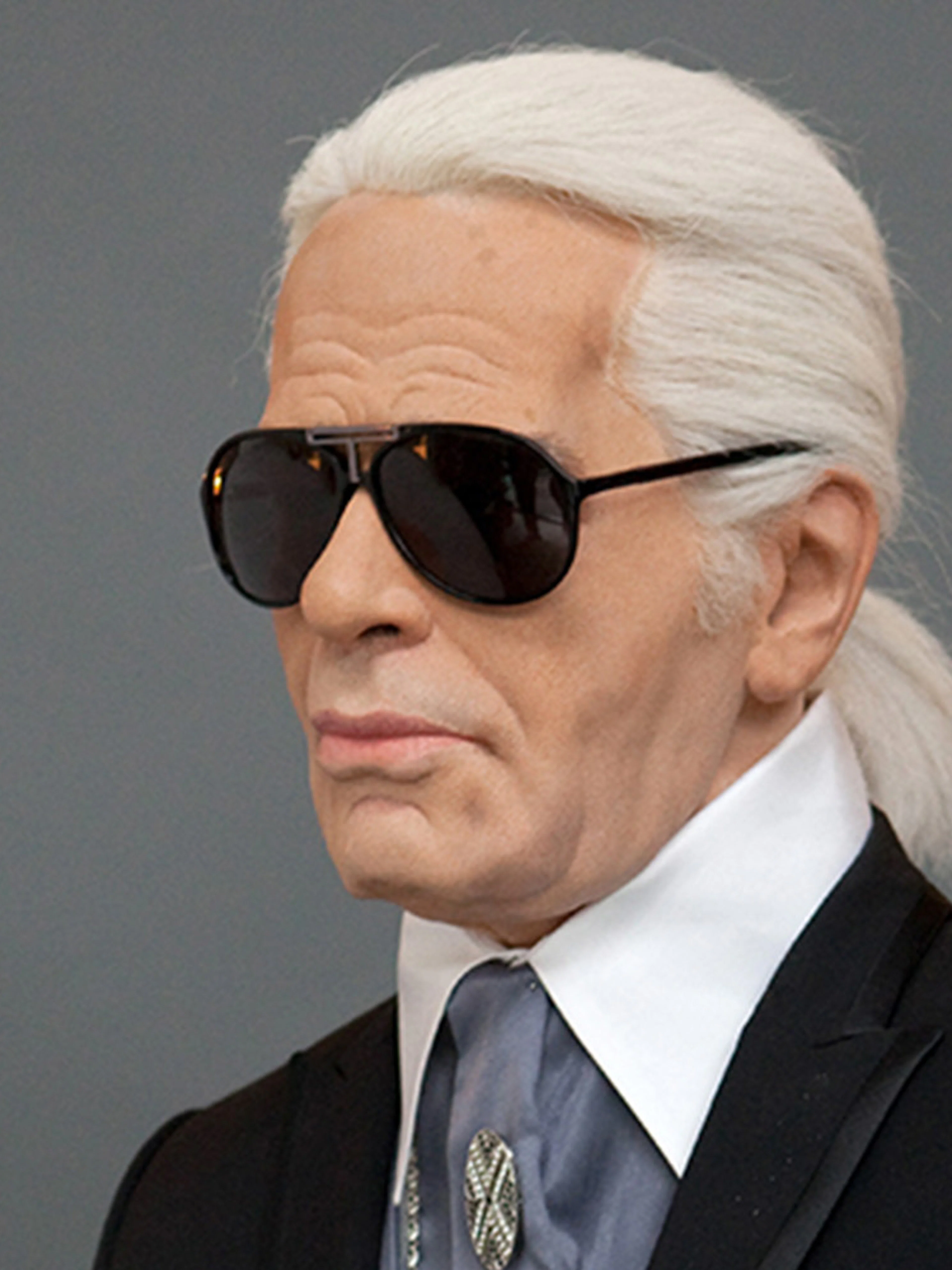 Wax figure with sunglasses at Panoptikum Das Wachsfigurenkabinett.