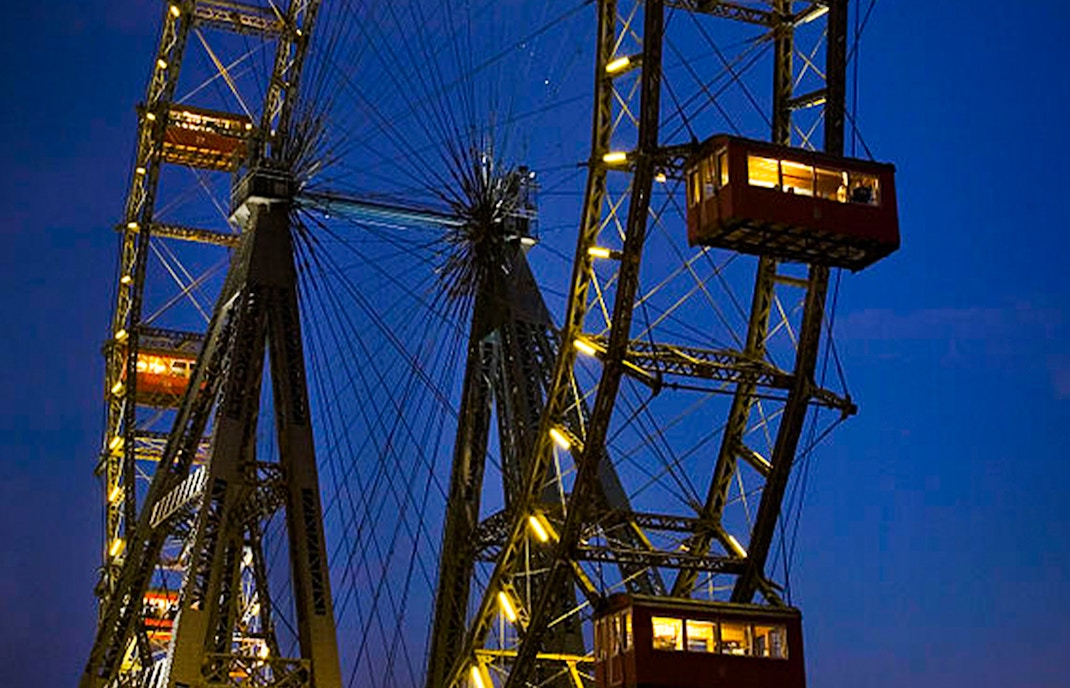 Vienna Giant Ferris Wheel Tips