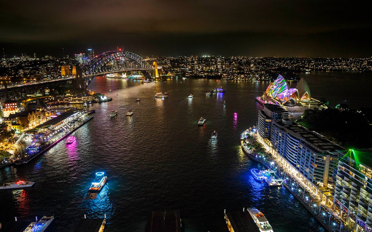 vivid sydney festival of light and sound cruise-10 vivid sydney festival of light and sound cruise-10