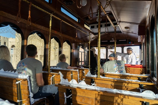 Emirati Hospitality Dining Experience