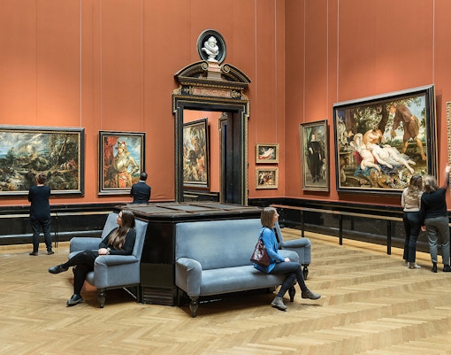 Explore the Leopold Museum