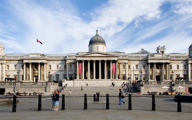National Gallery facade in London, part of the Official National Gallery Highlights Tour.