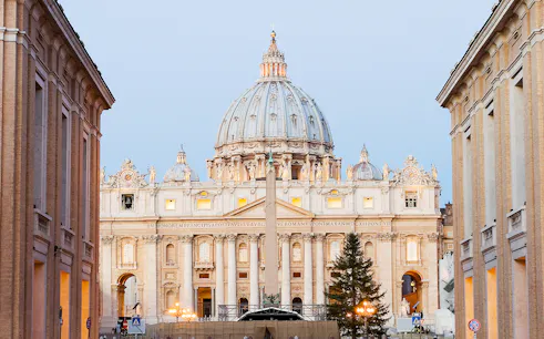 St. Peter's Basilica facade in Vatican City during a tour with breakfast and hotel pick-up.