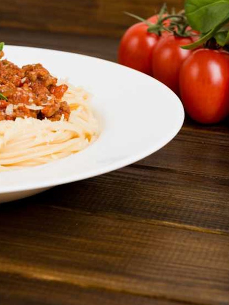 Spaghetti with tomato sauce and basil at Neapolitan cooking school in Sorrento.