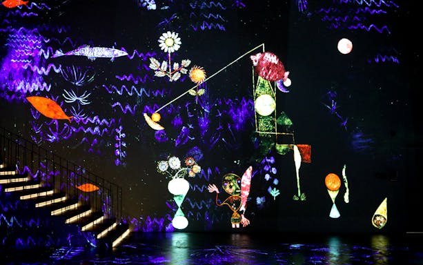 Colorful digital art display at Infinity des Lumières, Dubai.