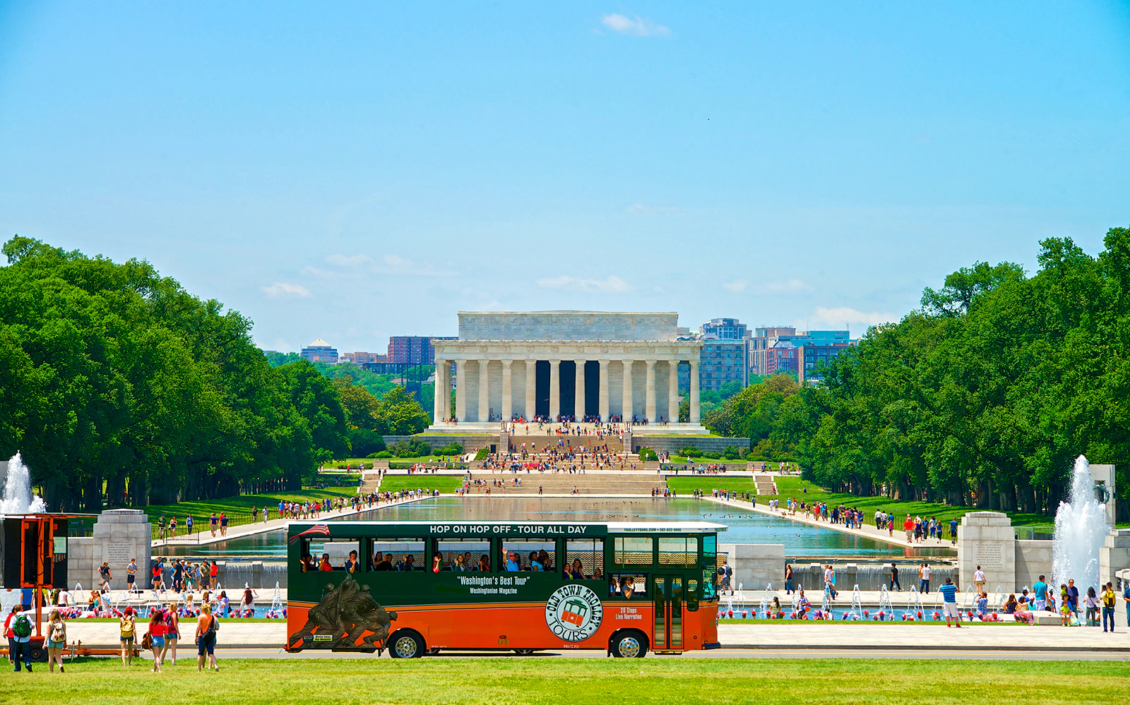 Washington DC Old Town Trolley in front of the Lincoln Memorial.