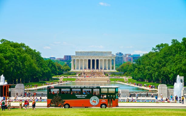 Washington DC Old Town Trolley in front of the Lincoln Memorial.